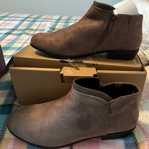 Ladies Brown Ankle Boots